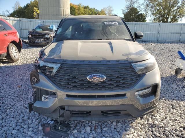 2022 Ford Explorer ST-Line