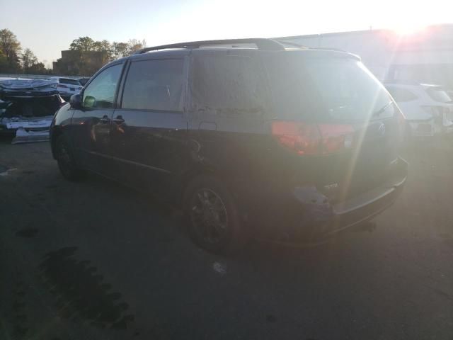 2006 Toyota Sienna XLE