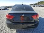 2015 Volkswagen Passat SE