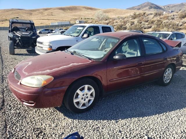 2005 Ford Taurus SE