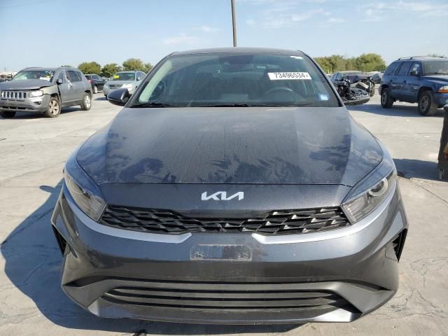 2023 KIA Forte LX