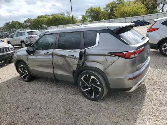 2022 Mitsubishi Outlander SE