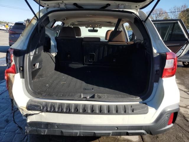 2018 Subaru Outback Touring