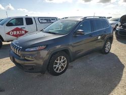 Vehiculos salvage en venta de Copart Arcadia, FL: 2016 Jeep Cherokee Latitude