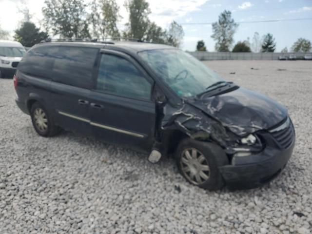 2006 Chrysler Town & Country Touring