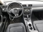 2014 Volkswagen Passat SE