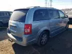 2010 Chrysler Town & Country Touring