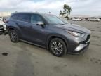 2020 Toyota Highlander Hybrid XLE