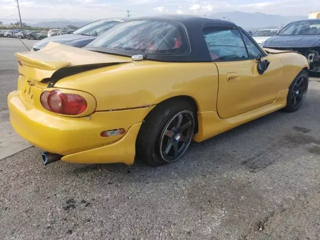 2002 Mazda MX-5 Miata Base