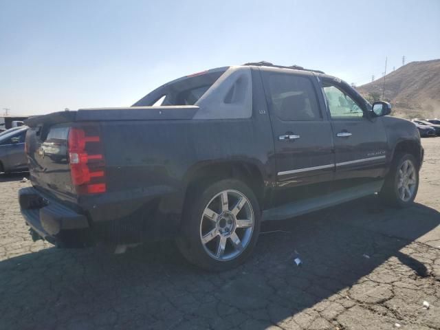 2011 Chevrolet Avalanche LTZ