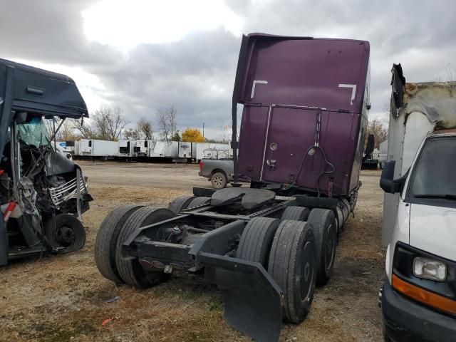 2013 Kenworth Construction T700