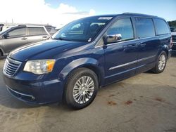 2013 Chrysler Town & Country Touring L en venta en Riverview, FL