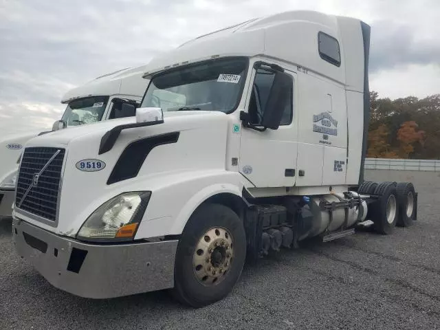 2012 Volvo VN VNL