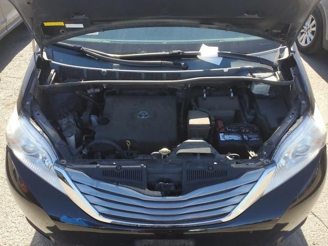 2011 Toyota Sienna XLE