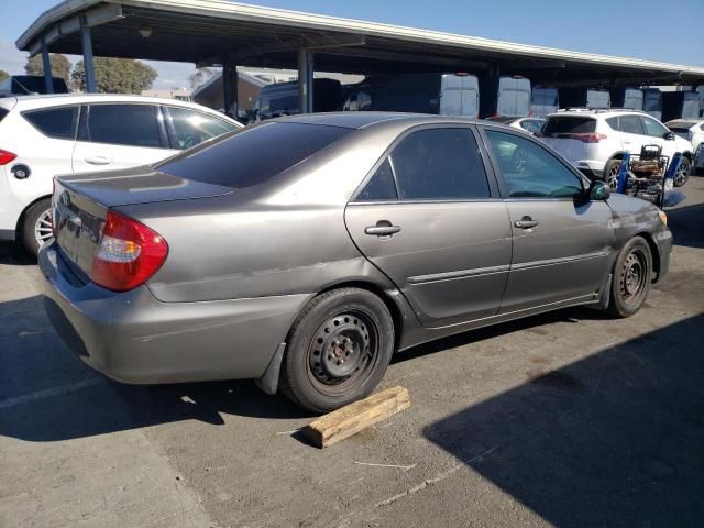 2004 Toyota Camry LE