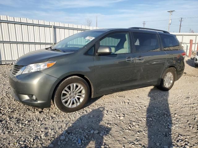 2011 Toyota Sienna XLE