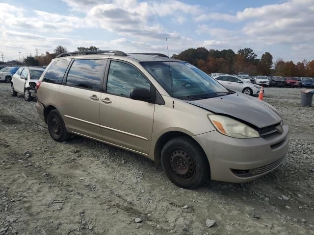 2004 Toyota Sienna CE