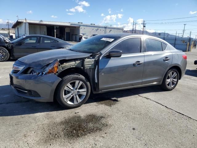 2013 Acura ILX Hybrid Tech