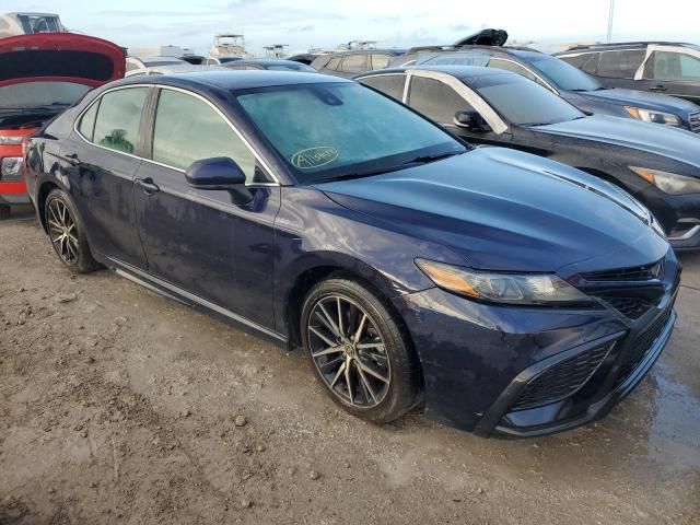 2021 Toyota Camry SE