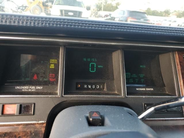 1992 Lincoln Town Car Signature