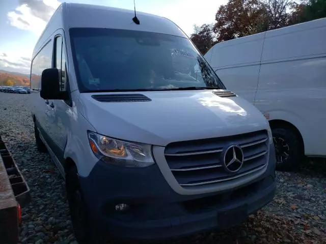 2021 Mercedes-Benz Sprinter 2500