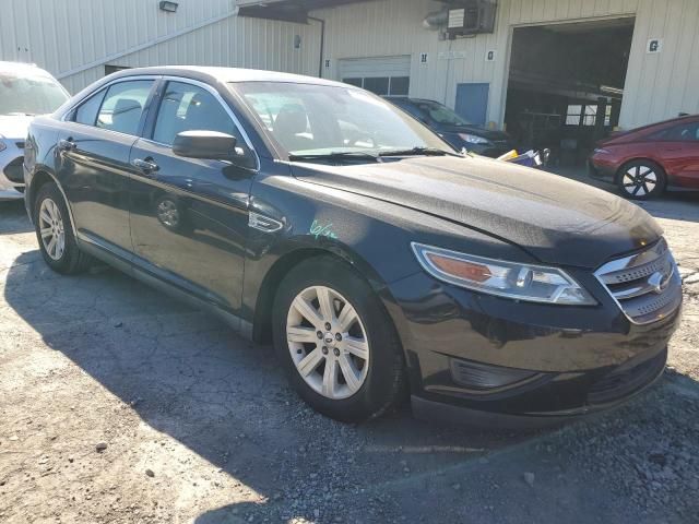 2011 Ford Taurus SE