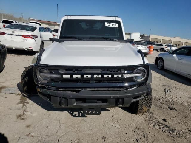 2024 Ford Bronco Outer Banks