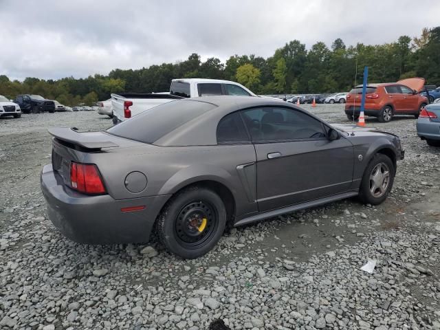 2004 Ford Mustang