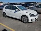 2017 Volkswagen E-GOLF SE