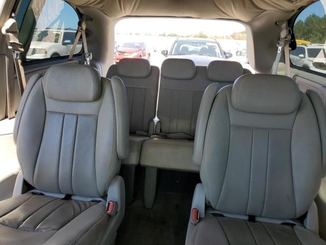 2006 Chrysler Town & Country Touring