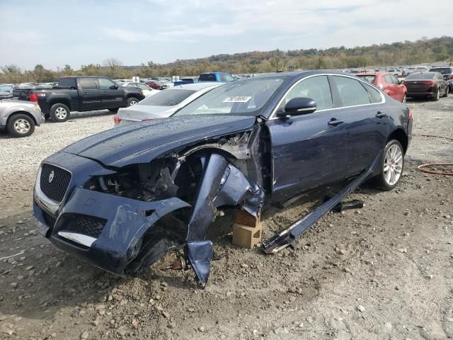 2017 Jaguar XF Prestige