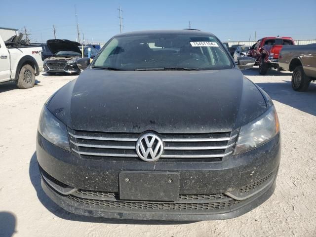 2015 Volkswagen Passat SE