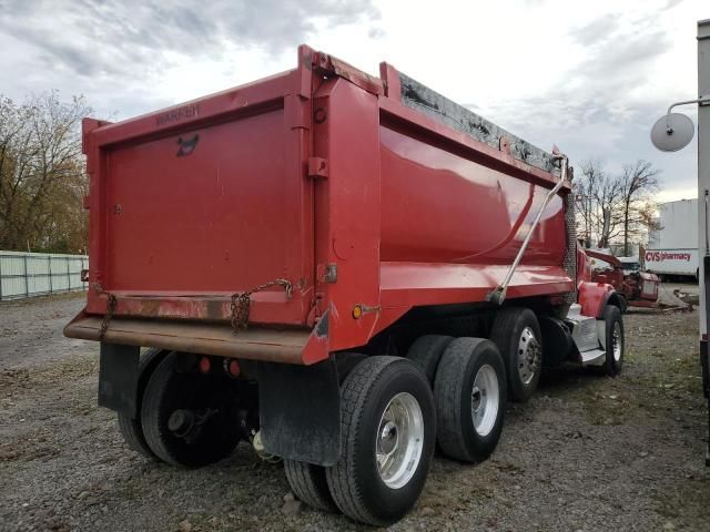 2012 Kenworth Construction T800