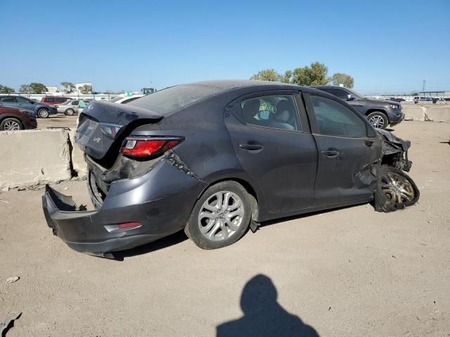 2017 Toyota Yaris IA