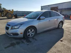 Carros salvage para piezas a la venta en subasta: 2015 Chevrolet Cruze LT