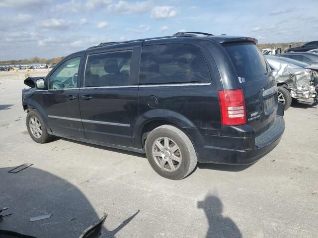 2010 Chrysler Town & Country Touring