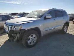 Carros salvage sin ofertas aún a la venta en subasta: 2012 Jeep Grand Cherokee Laredo