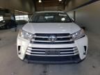 2017 Toyota Highlander SE