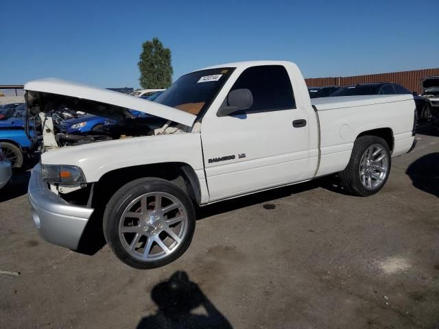 1999 Dodge RAM 1500