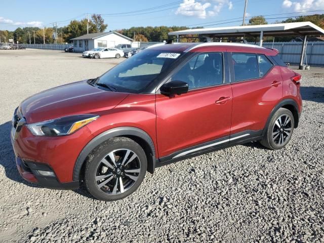 2020 Nissan Kicks SR