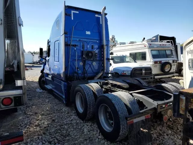 2023 Freightliner Cascadia 126