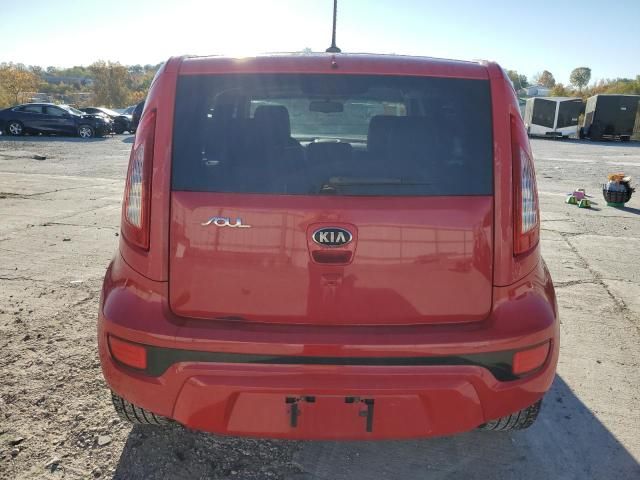 2013 KIA Soul +