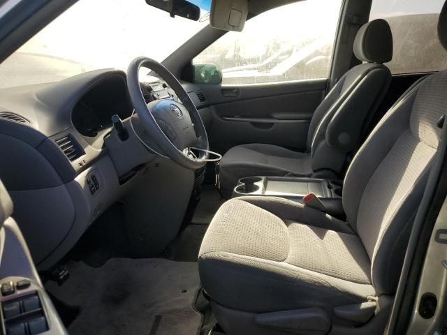 2006 Toyota Sienna CE