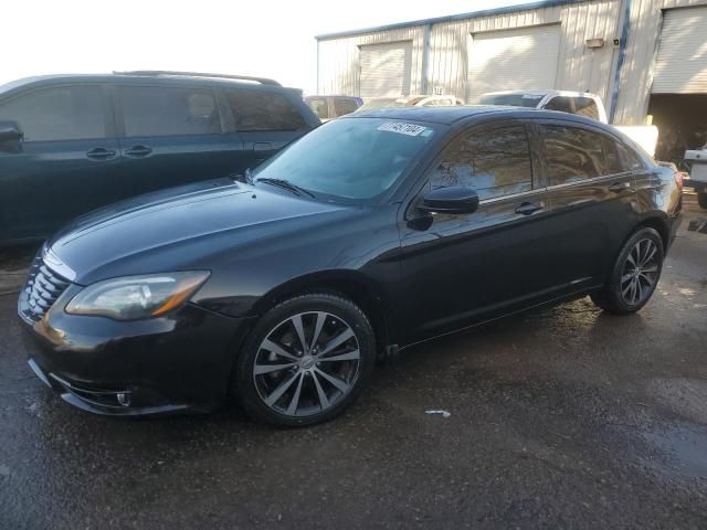 2013 Chrysler 200 Limited