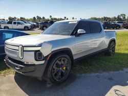 Carros dañados por inundaciones a la venta en subasta: 2023 Rivian R1T Adventure