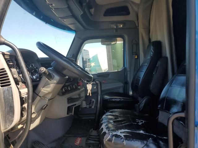 2016 Peterbilt 579