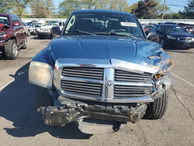 2005 Dodge Dakota Quad SLT