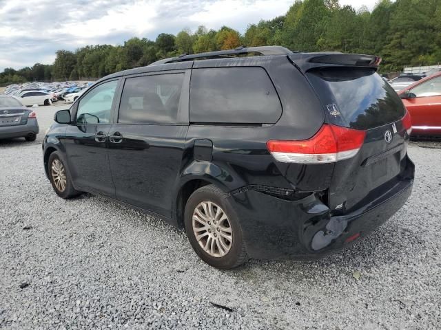 2011 Toyota Sienna XLE