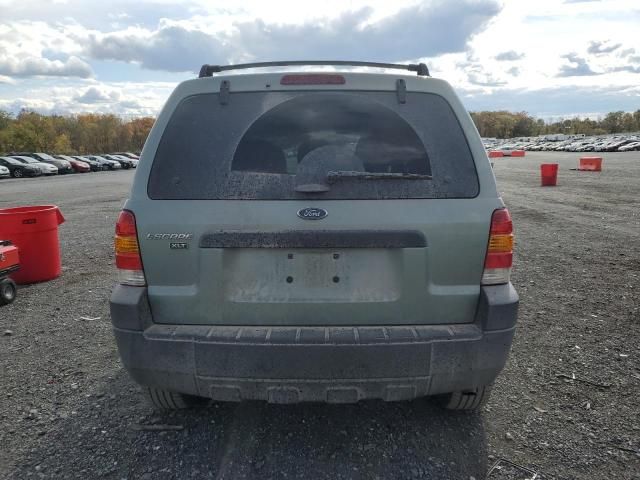 2005 Ford Escape XLT