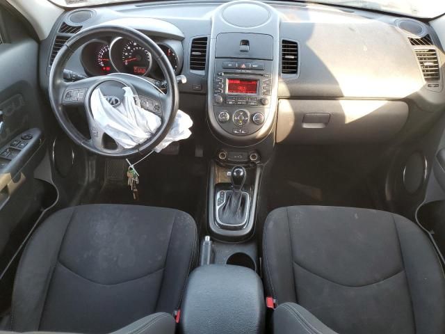 2013 KIA Soul +